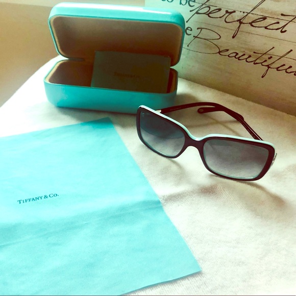 Accessories - ‼️❤️Sale ❤️Tiffany Sunglasses 😍